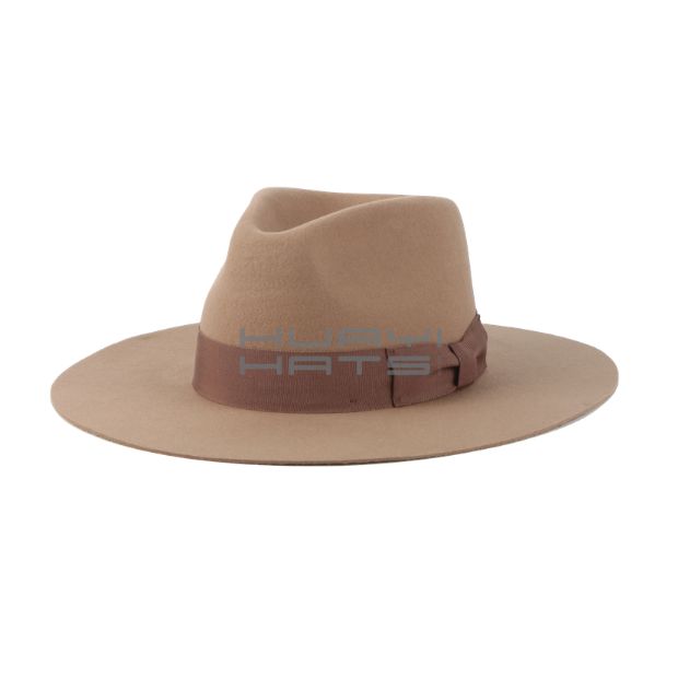 Felt hat customization route